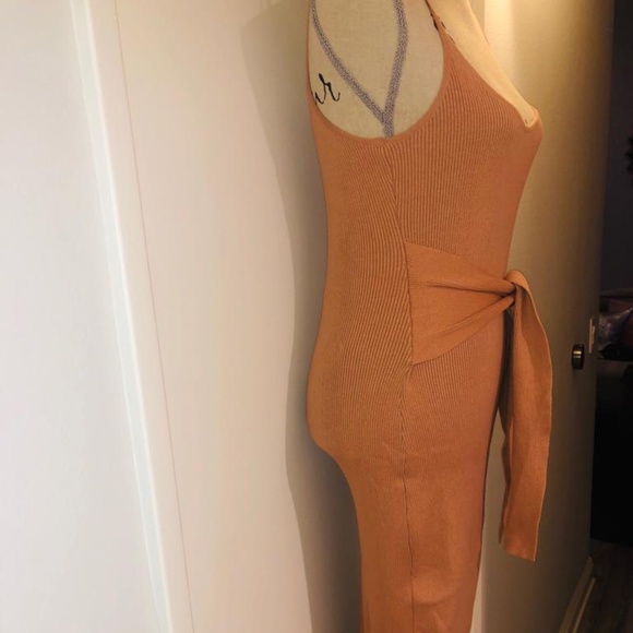 #34 Ribbed dress - Picture 4 of 6